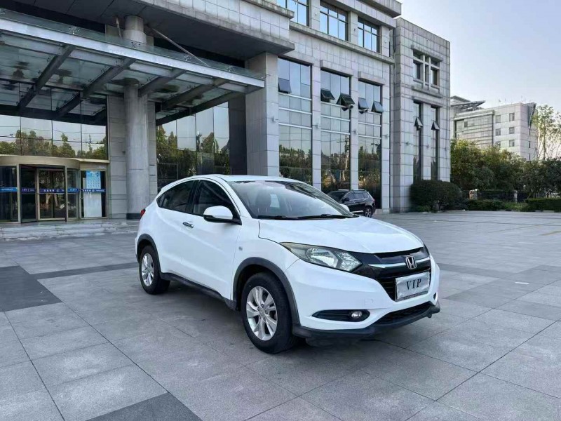 枣庄17年本田缤智3