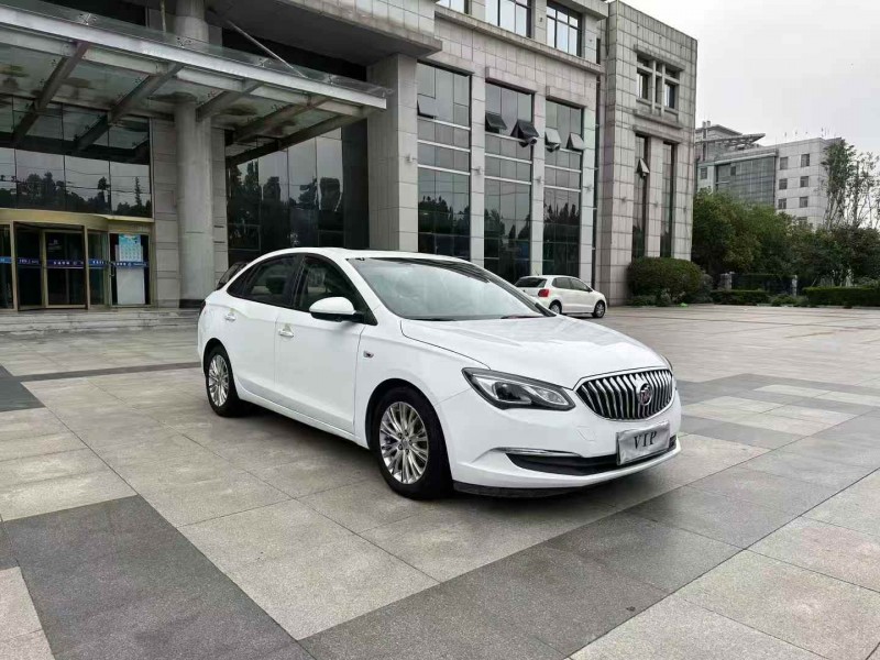 枣庄15年别克英朗GT3