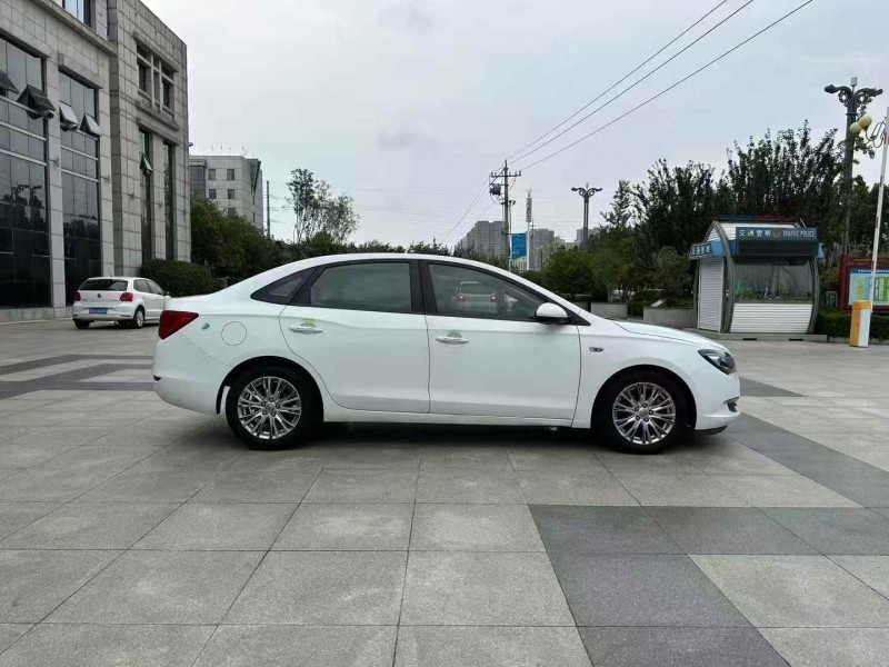 枣庄15年别克英朗GT7