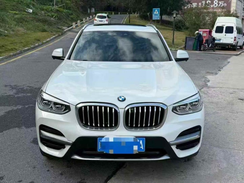 南平20年宝马X31