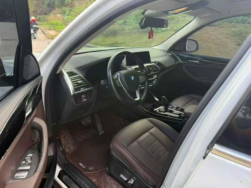 南平20年宝马X34