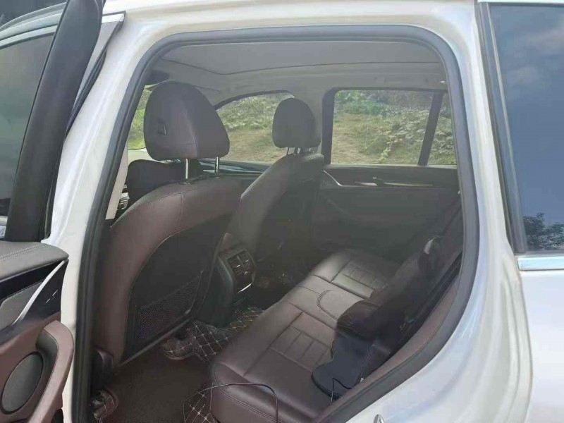 南平20年宝马X36