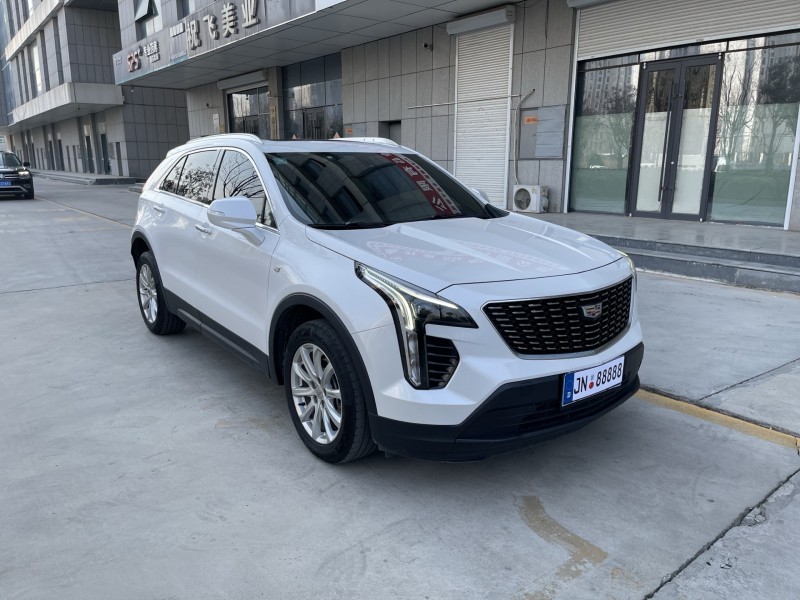 济宁22年凯迪拉克XT43