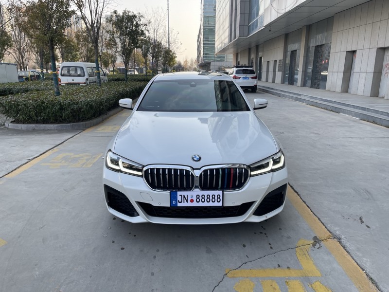 济宁22年宝马5系1