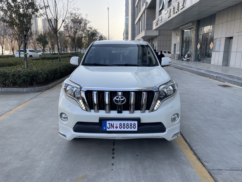 济宁16年丰田普拉多1