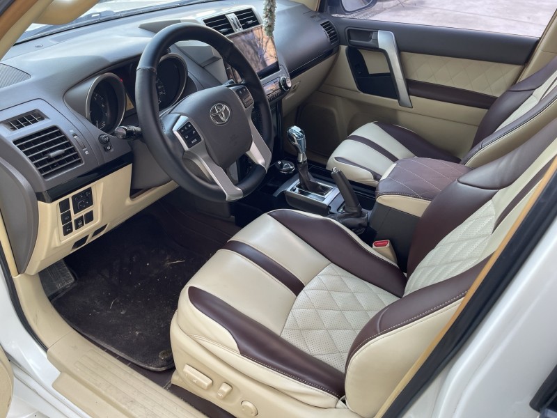 济宁16年丰田普拉多5