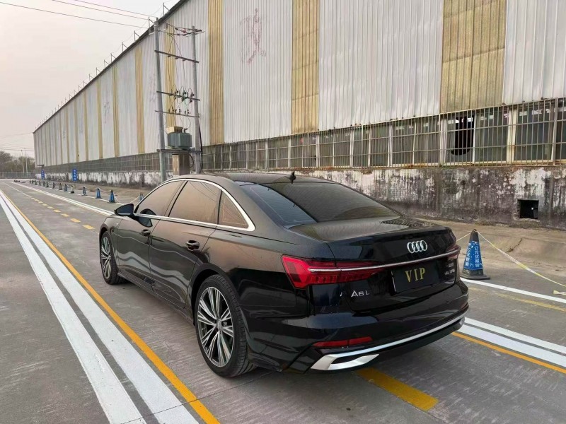 菏泽19年奥迪A6L8