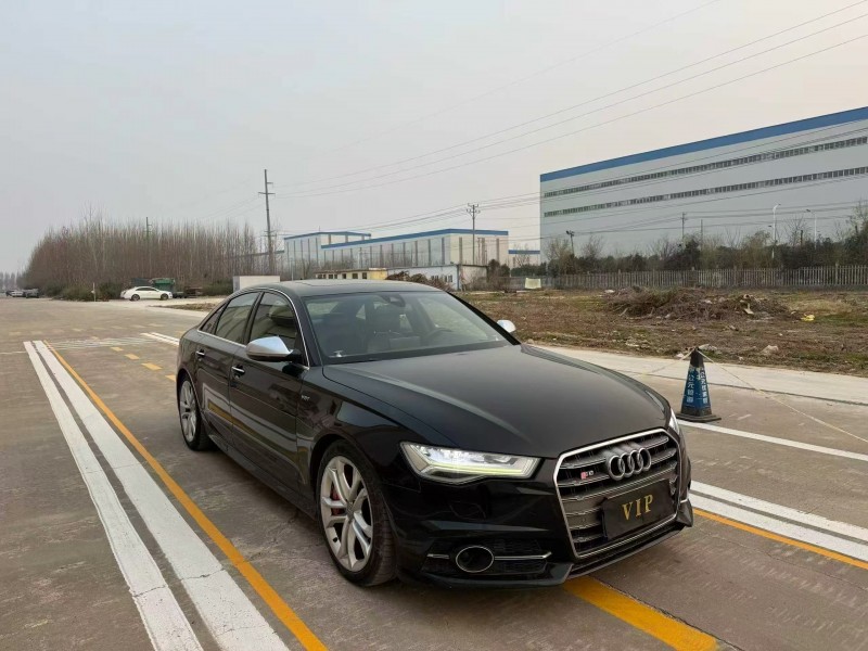 菏泽17年奥迪S62