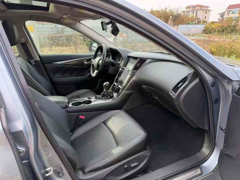 金华16年英菲尼迪Q50L5