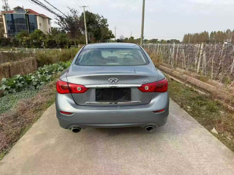 金华16年英菲尼迪Q50L9