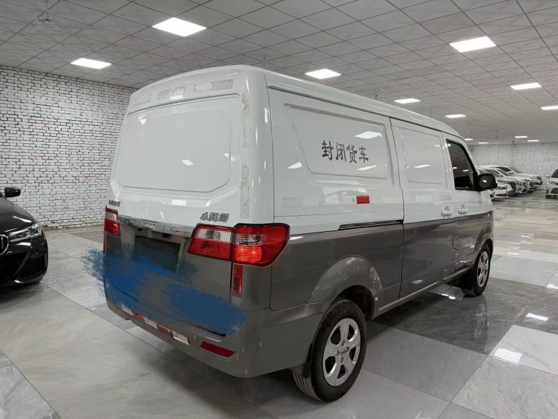 廊坊22年华晨海狮3