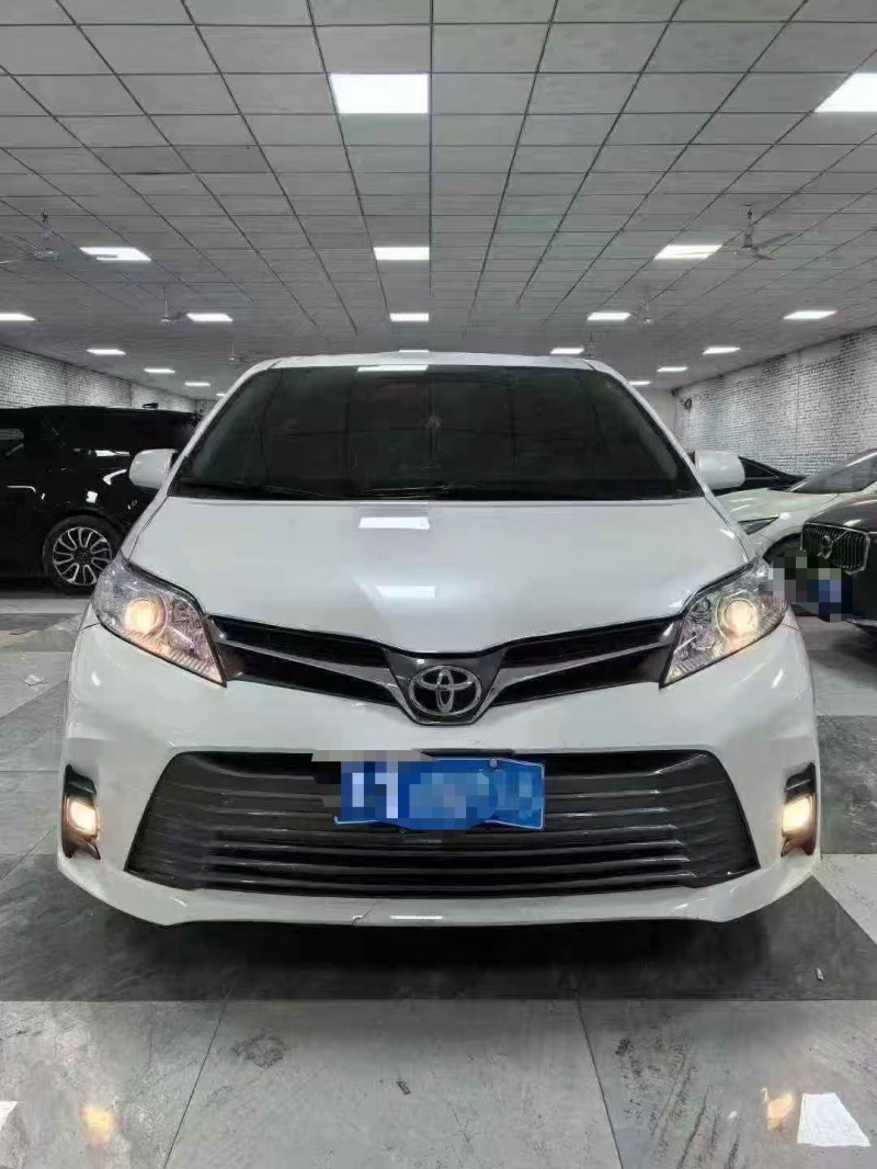 廊坊20年丰田塞纳1