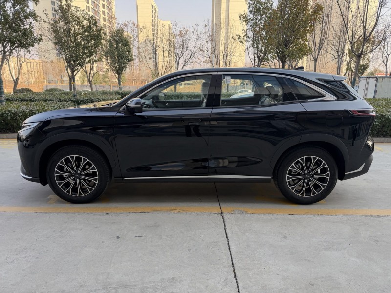 济宁25年凯翼昆仑8