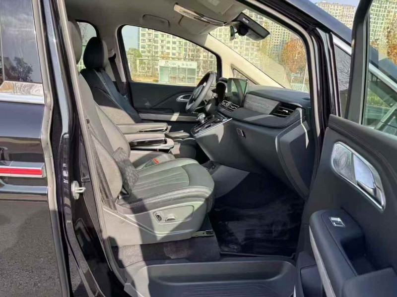 连云港25年红旗HQ96