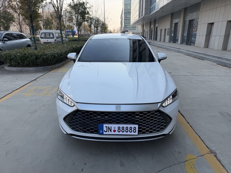 济宁23年比亚迪秦1