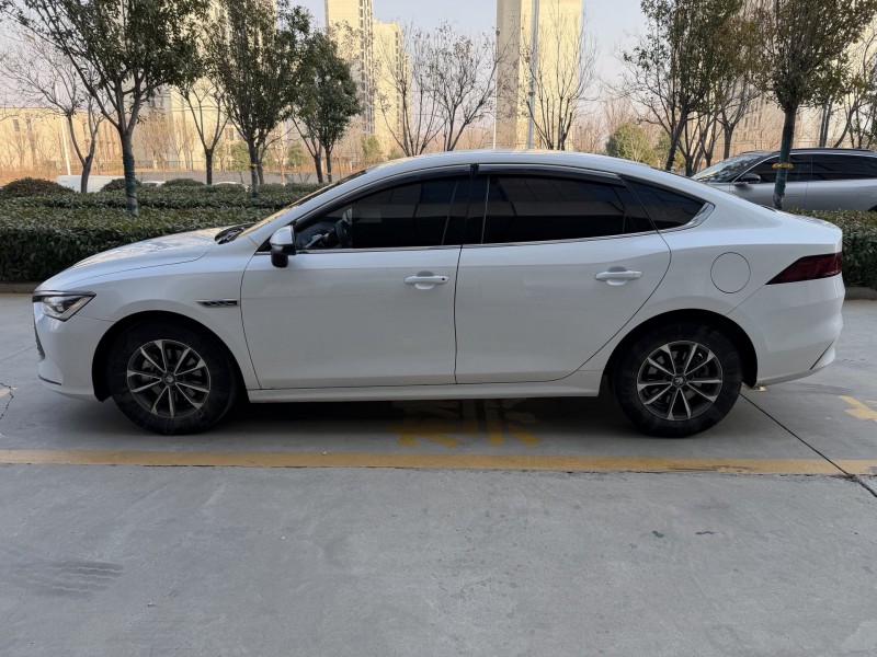 济宁23年比亚迪秦7