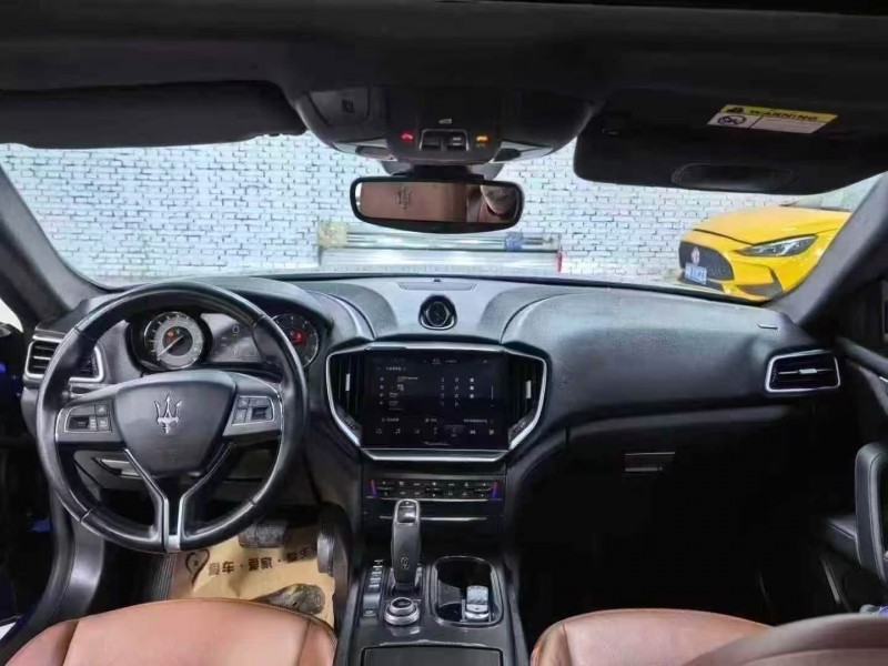 廊坊22年玛莎拉蒂Ghibli4