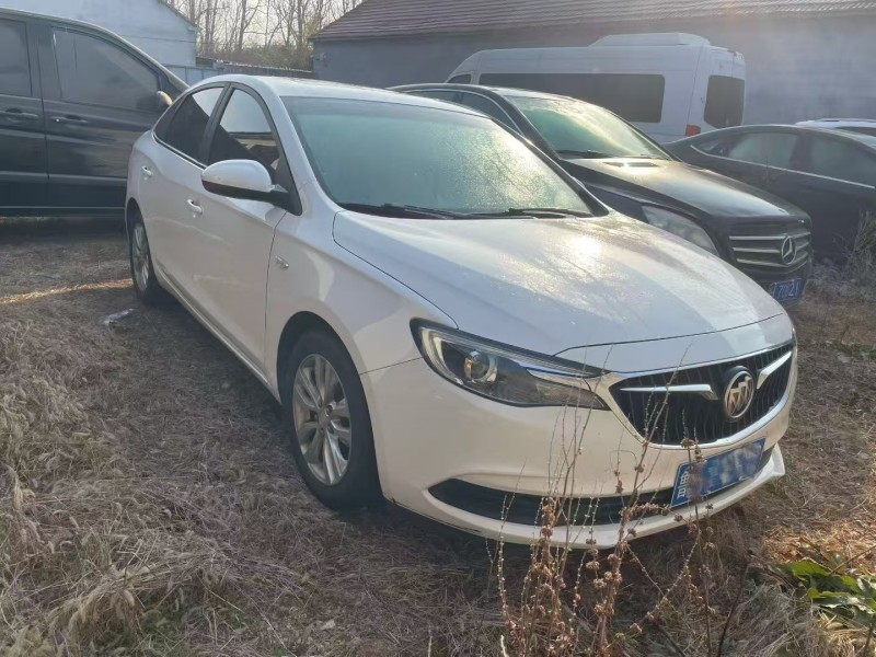 菏泽18年别克英朗2