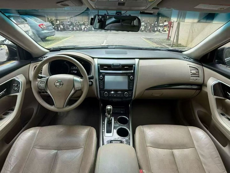 佛山15年日产天籁8