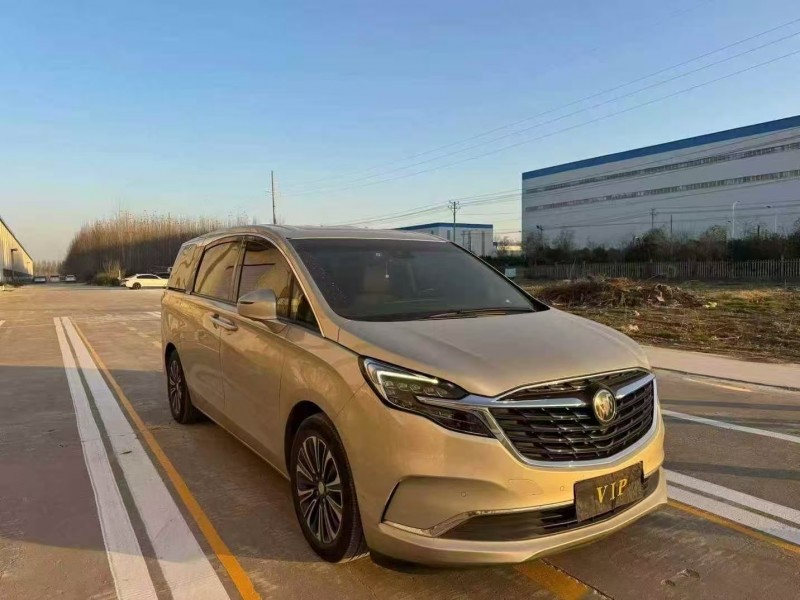 菏泽20年别克GL82