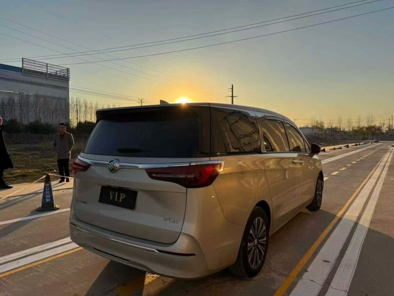 菏泽20年别克GL87