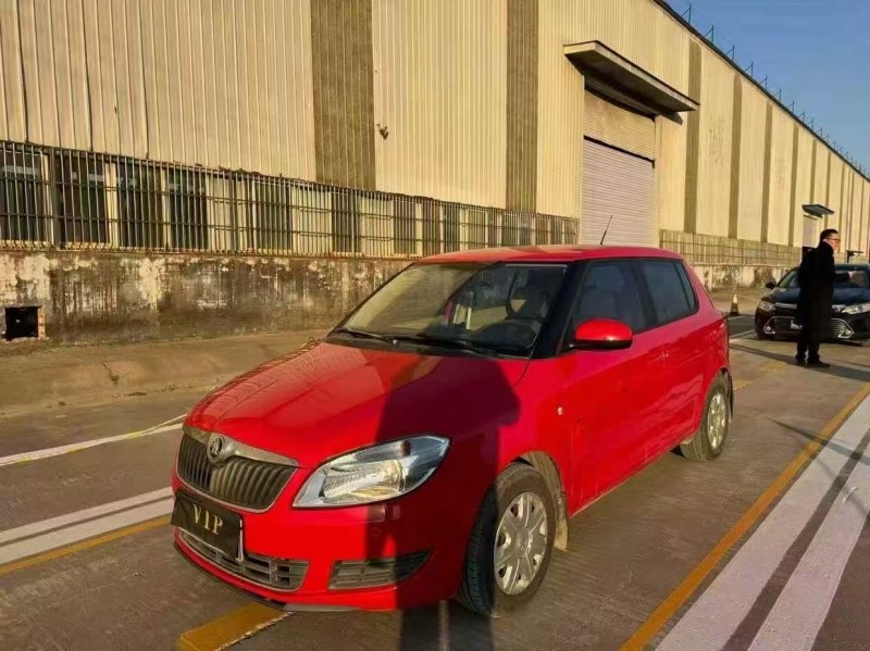 菏泽14年斯柯达晶锐3