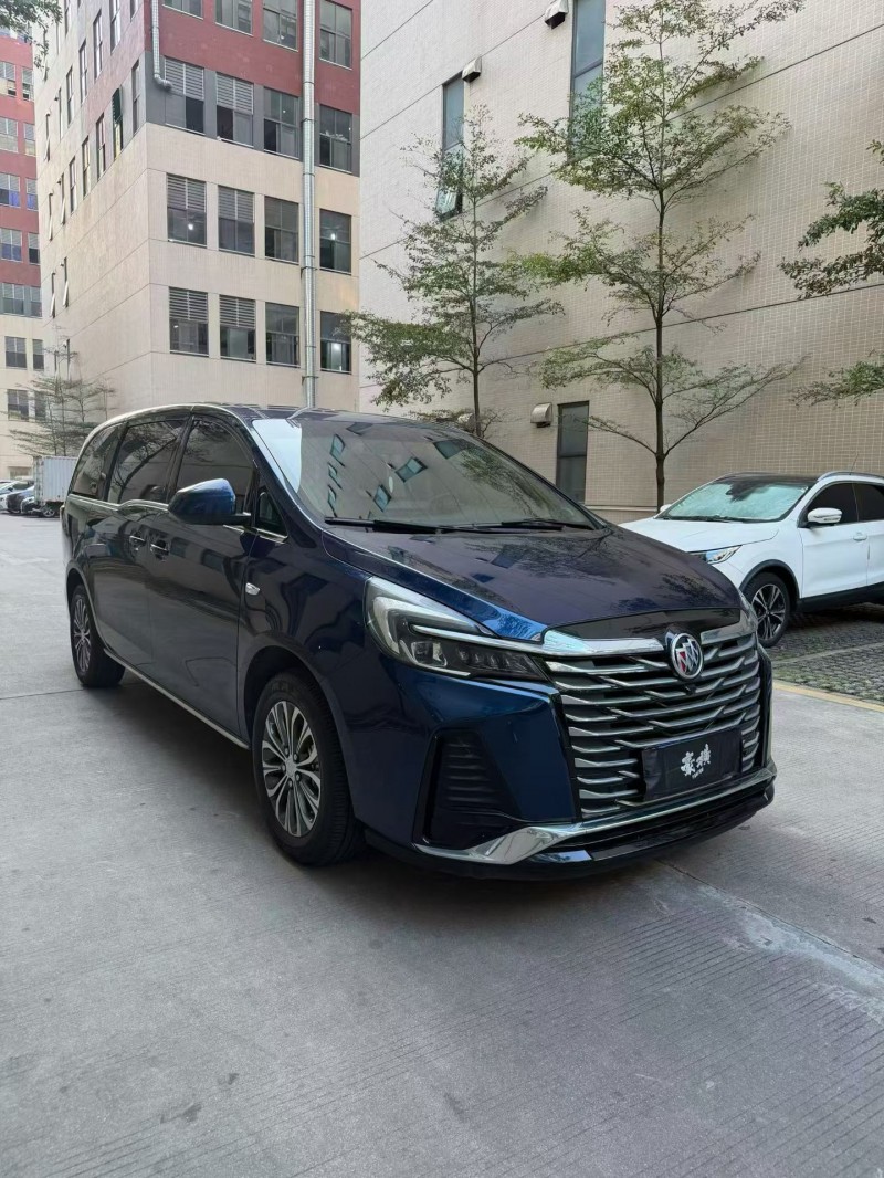 长沙23年别克GL82