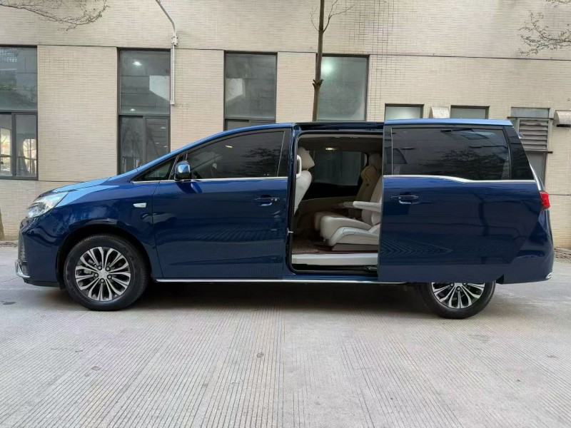 长沙23年别克GL84