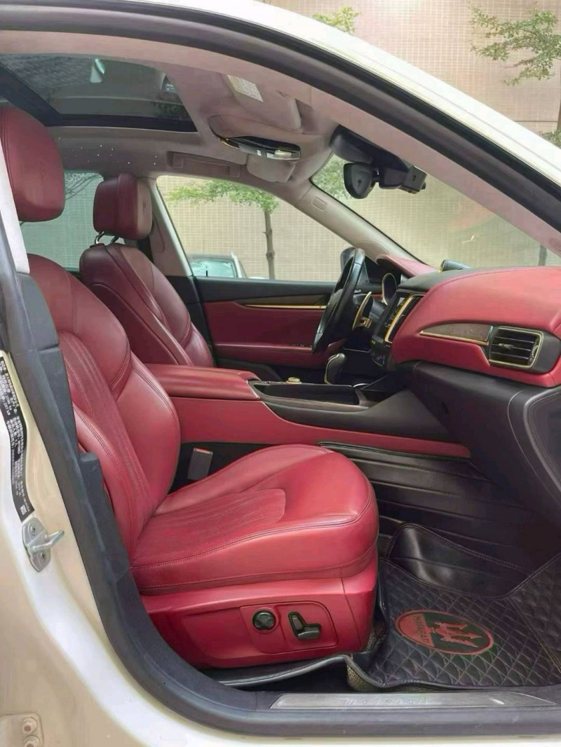 佛山17年玛莎拉蒂Levante7