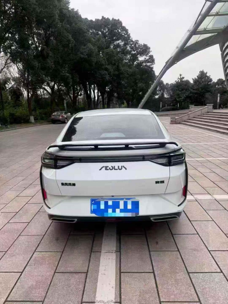 苏州24年东风奕炫8