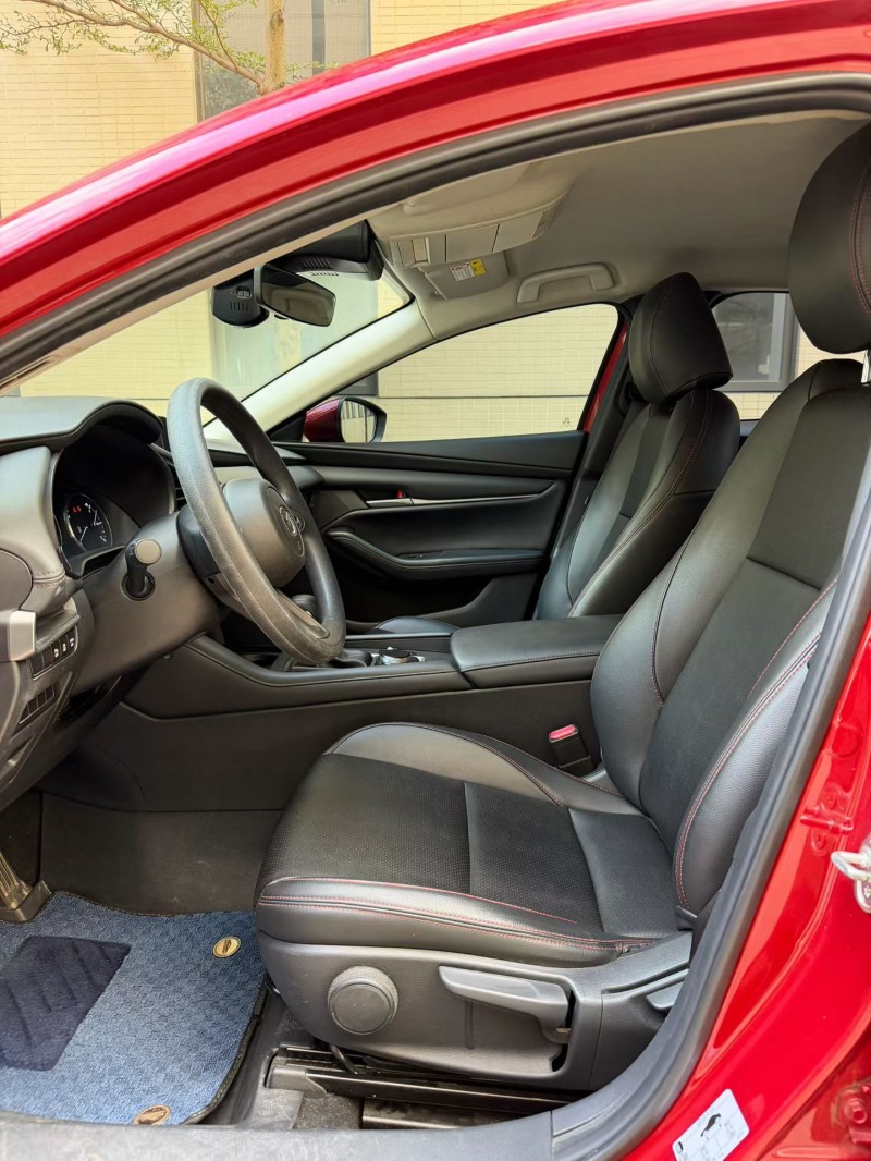 佛山22年马自达昂克赛拉5