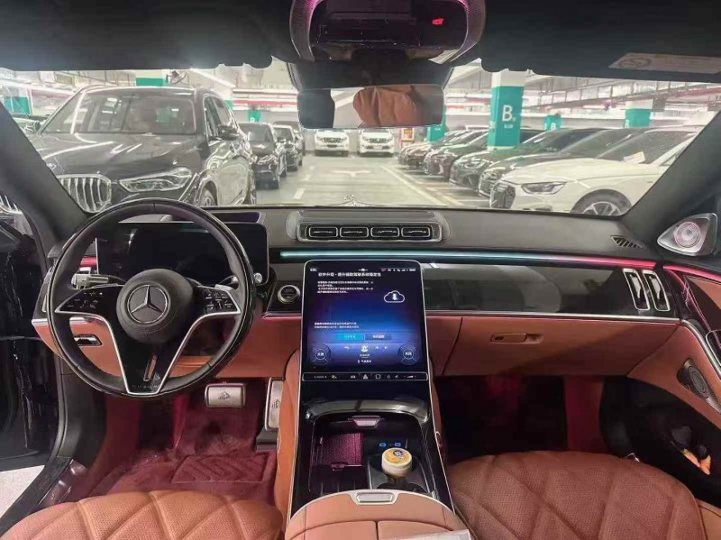广州25年奔驰迈巴赫S级6