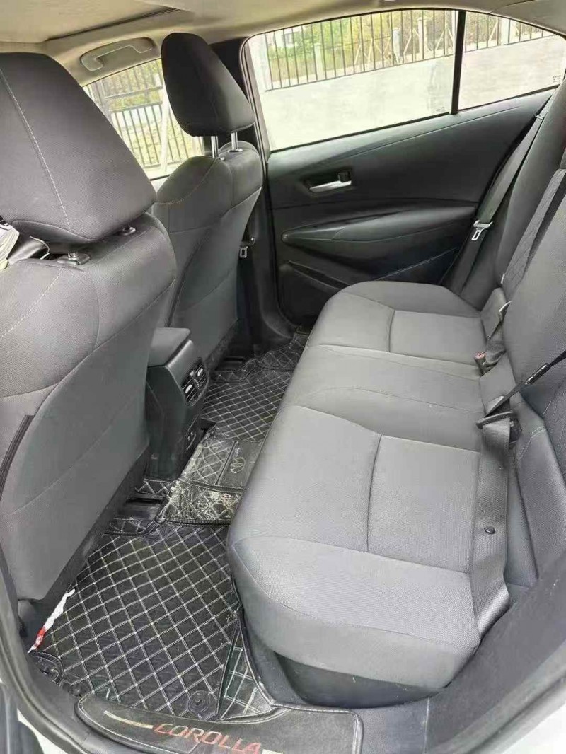 广州21年丰田卡罗拉5