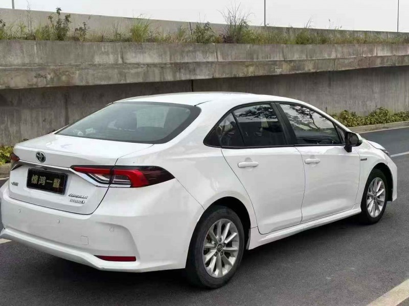 广州21年丰田卡罗拉8