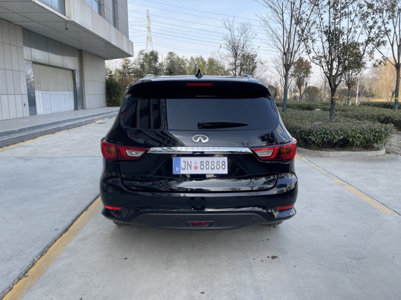济宁18年英菲尼迪QX609