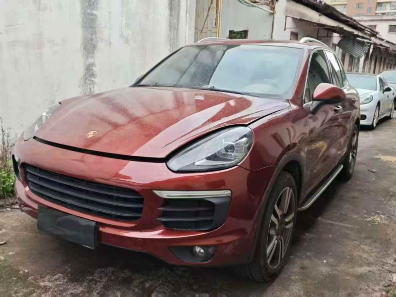 广州14年保时捷卡宴2