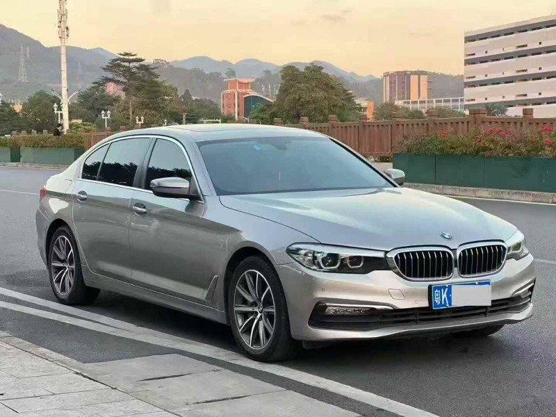 广州17年宝马5系2