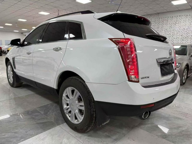 廊坊15年凯迪拉克SRX7