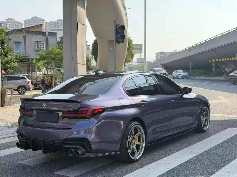 广州18年宝马5系8