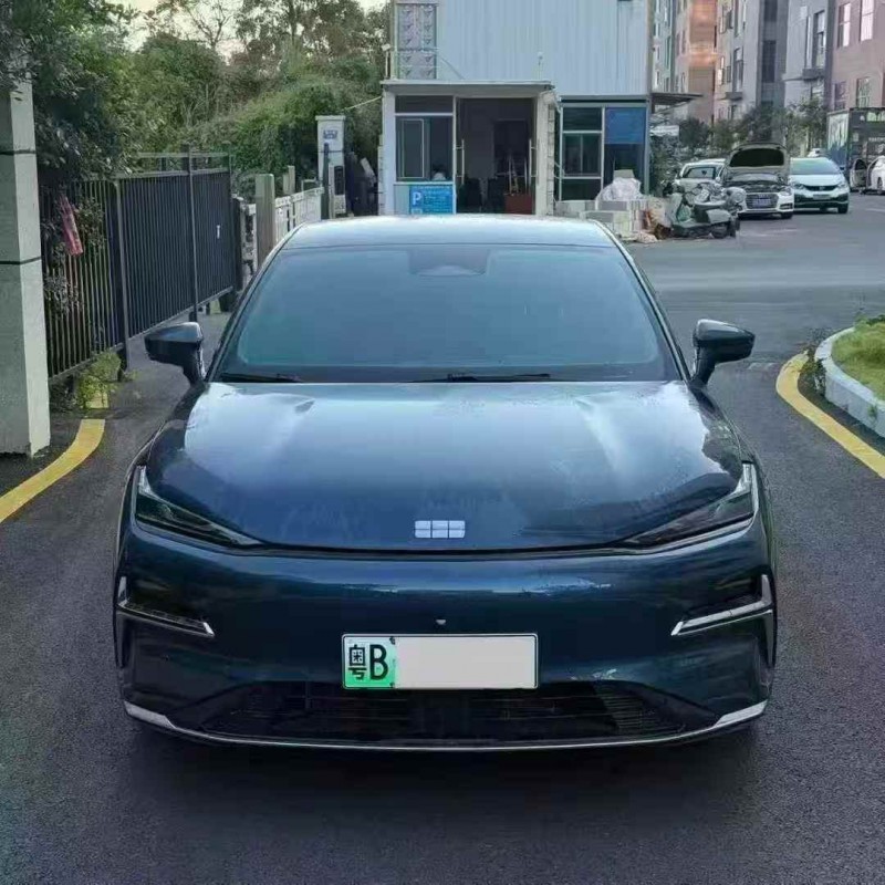 广州25年吉利银河1