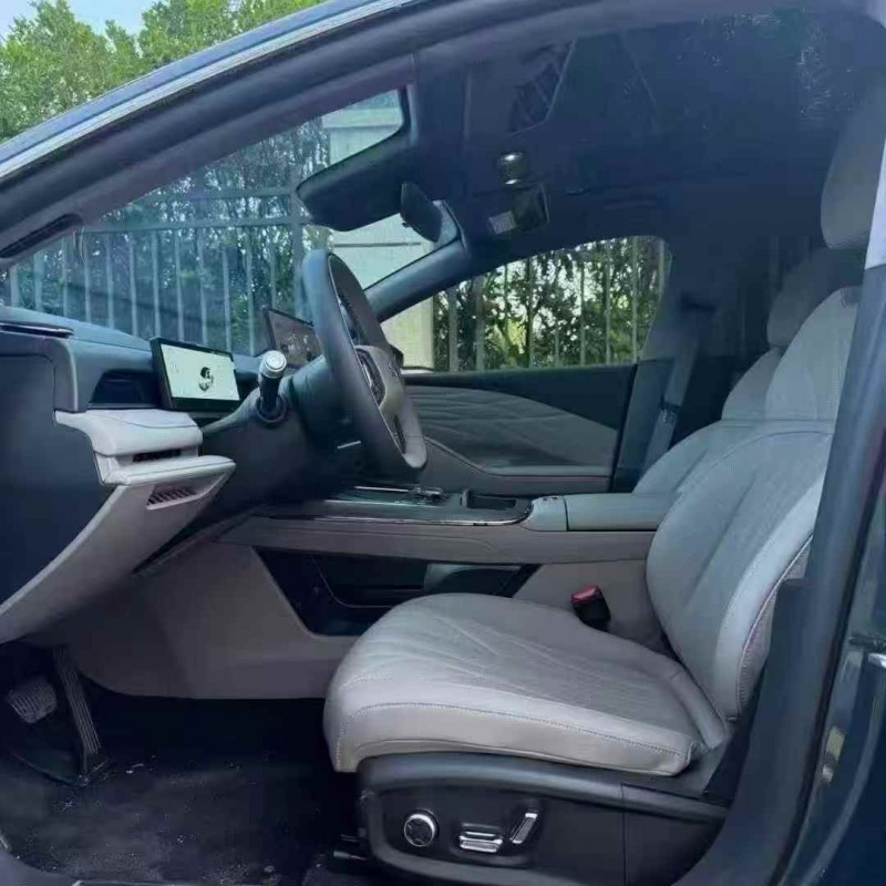 广州25年吉利银河4