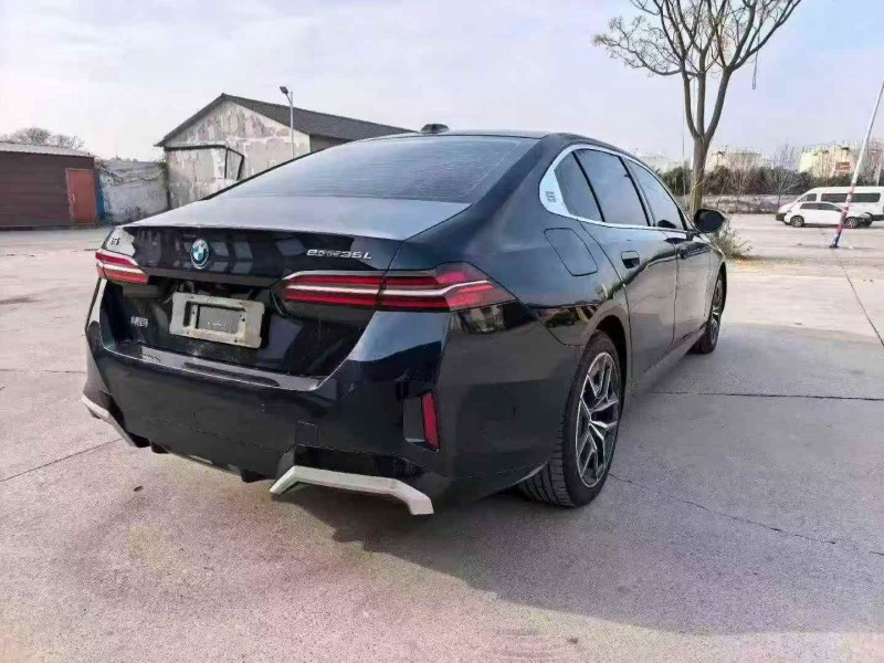 张家口24年宝马i57