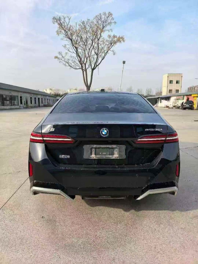 张家口24年宝马i58