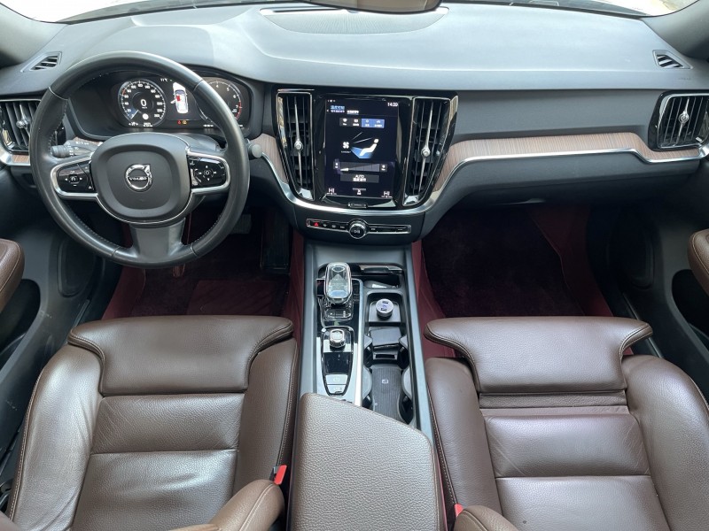 济宁21年沃尔沃S60L6