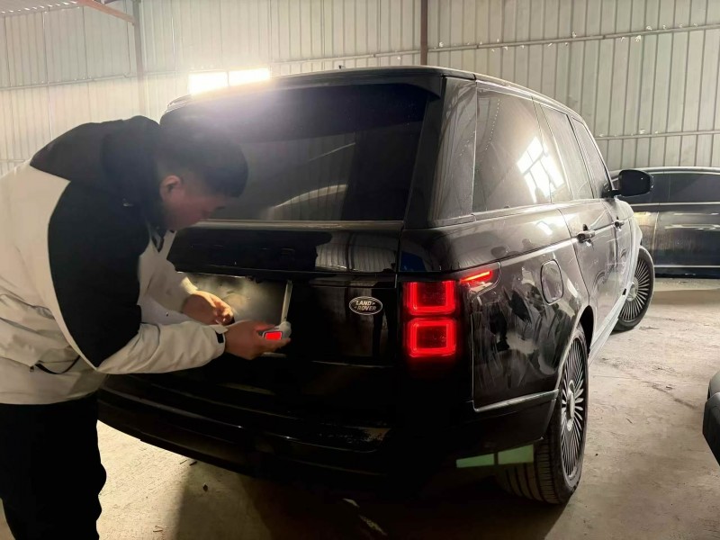 廊坊17年路虎揽胜行政6