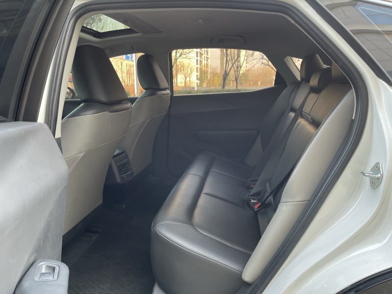 济宁24年丰田BZ3Pro5