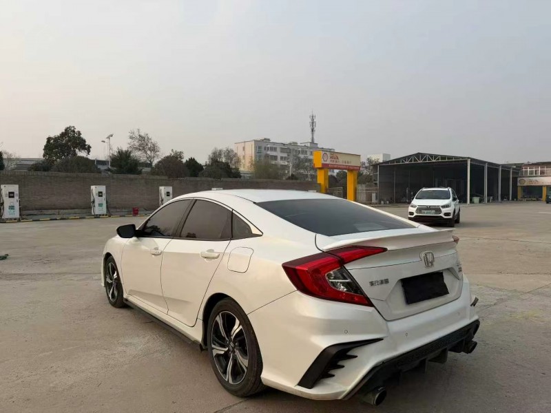 安阳19年本田思域9