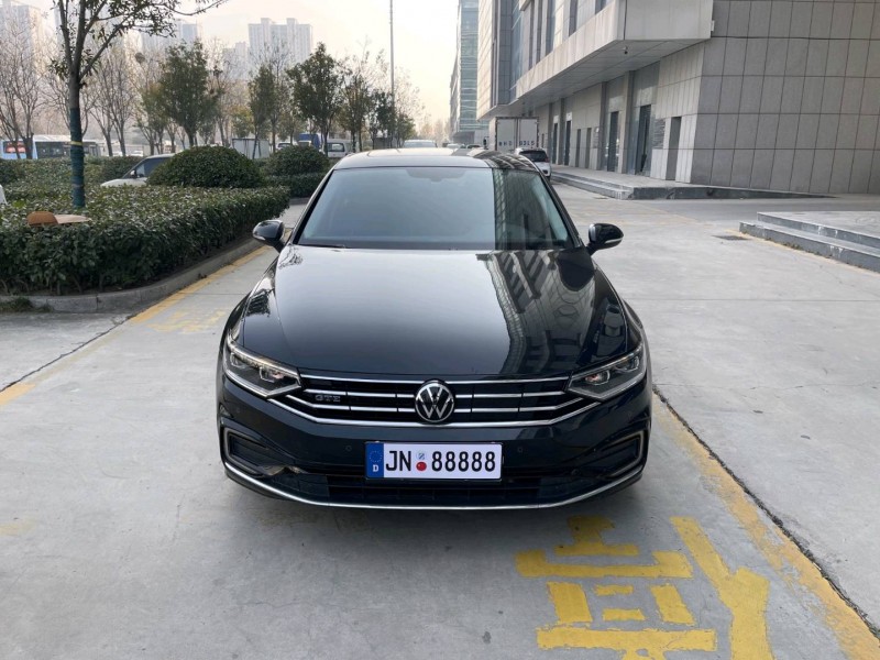 济宁23年大众迈腾1