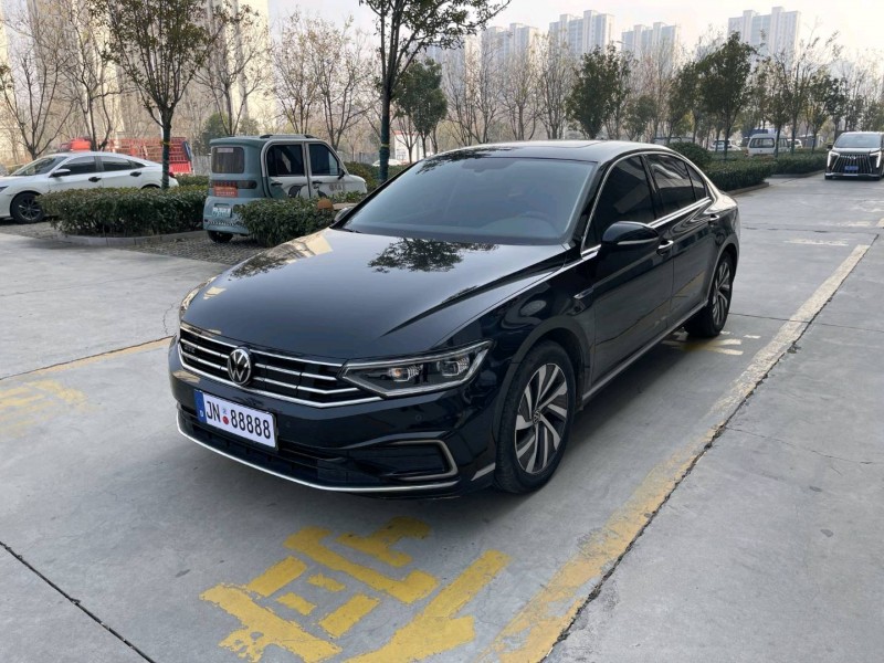 济宁23年大众迈腾2