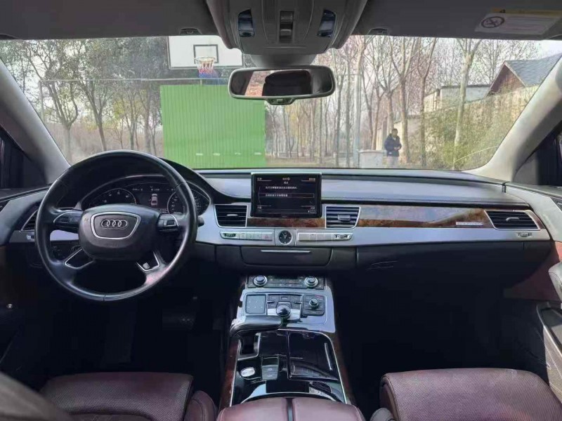 焦作17年奥迪A8L5